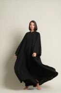 صورة Black abaya and klush