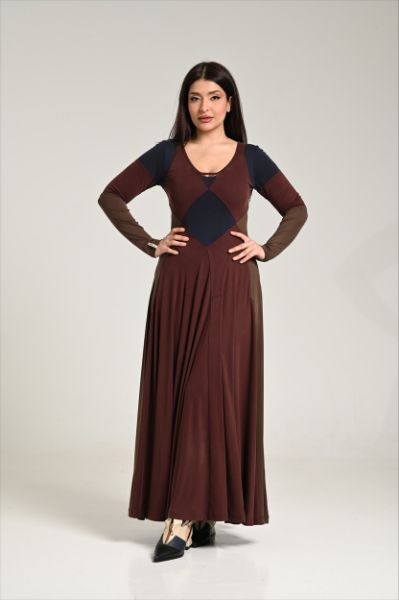 فستان سهرة بني